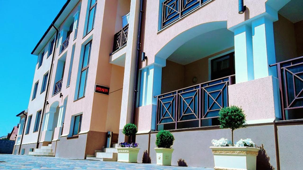 Hotel Aquarius Chornomorsk Exterior foto