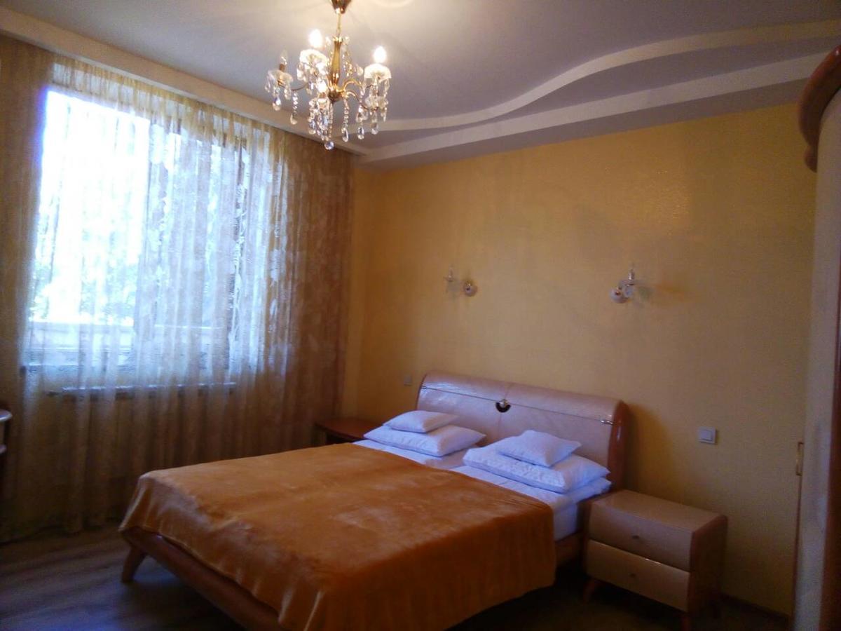 Hotel Aquarius Chornomorsk Exterior foto